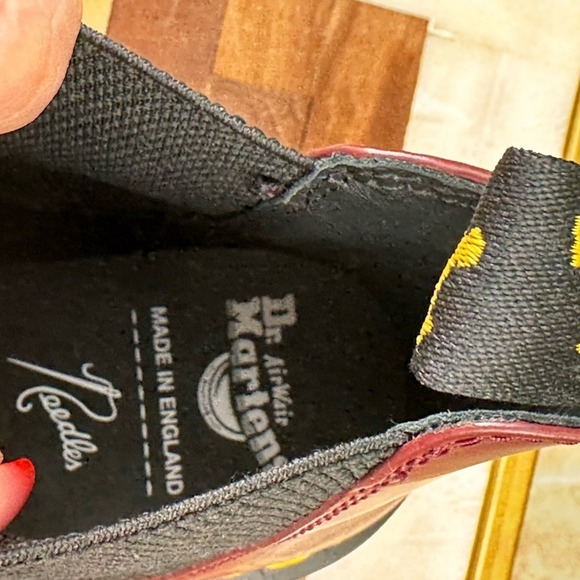 Dr. Martens NWB Size 12US Men's‎ Snaffle Needles Burgundy Leather Chelsea Boots - Picture 11 of 13